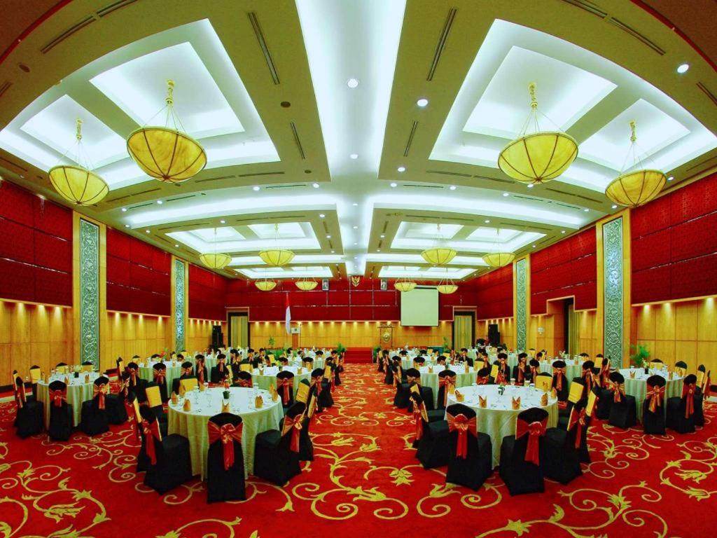 Grand Basko Hotel パダン エクステリア 写真