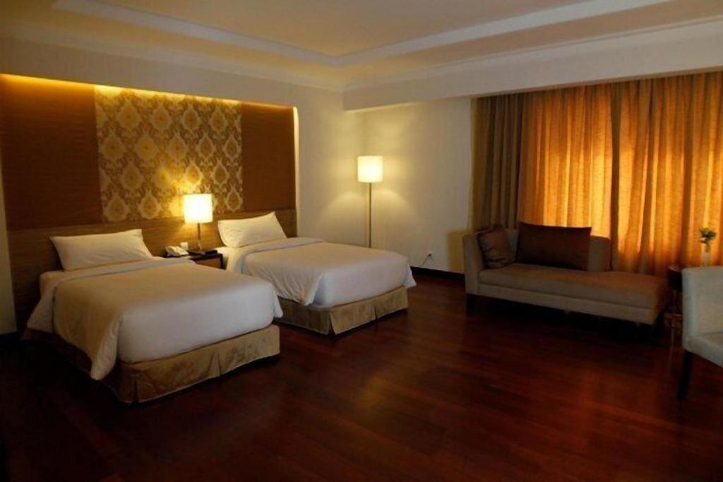 Grand Basko Hotel パダン エクステリア 写真