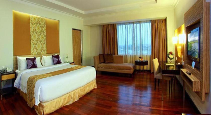 Grand Basko Hotel パダン エクステリア 写真